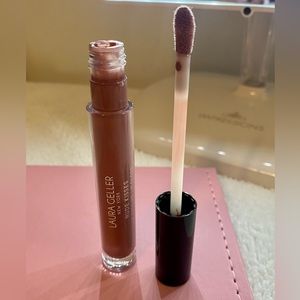 Laura Geller Lip Hugging Lip Gloss in color Nude Kisses